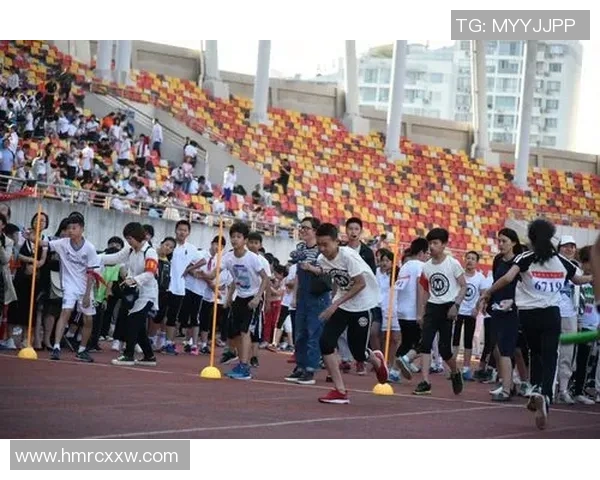 足球明星电摇舞蹈热潮席卷全球引领时尚潮流与运动激情的完美结合 足球明星电摇舞蹈热潮席卷全球引领时尚潮流与运动激情的完美结合